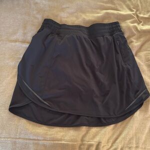 Lululemon Hotty Hot High Rise Skirt Skort Size 8